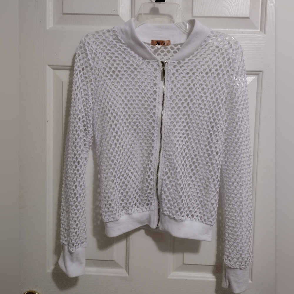 36 Point 5 White Netted Full Zip Jacket Small